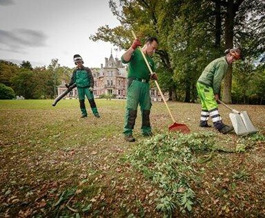 Kasteelpark toont voor het eerst aan iedereen zijn herfstkleuren